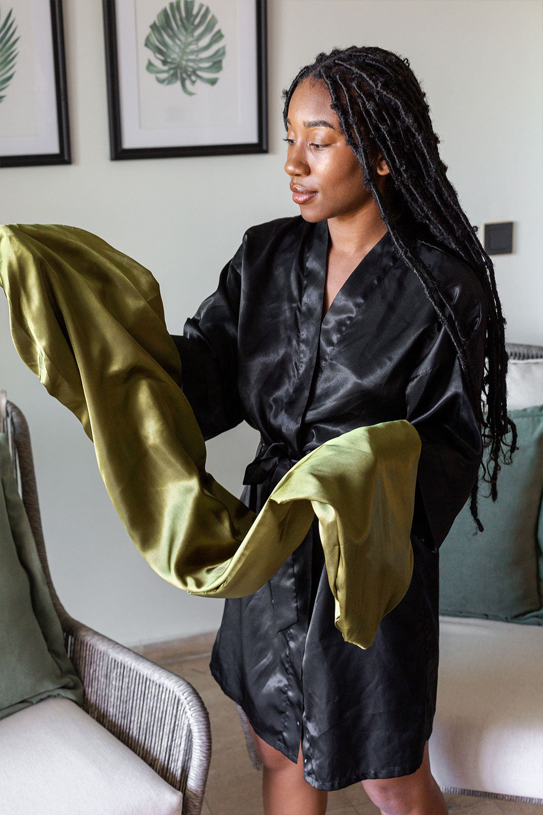 Snapping Bonnet Moss Extra Long Satin Bonnet With Snap – Nessa Hill LLC